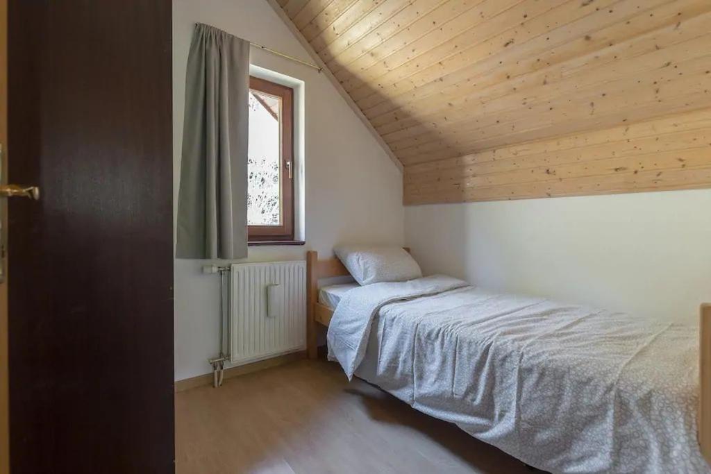 Chalet Mia - Family Cottage, Kranjska Gora กอซด์มาร์ทูลเย็ก ภายนอก รูปภาพ
